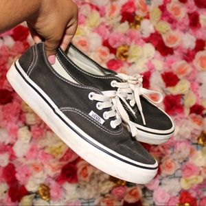Black/white classic vans